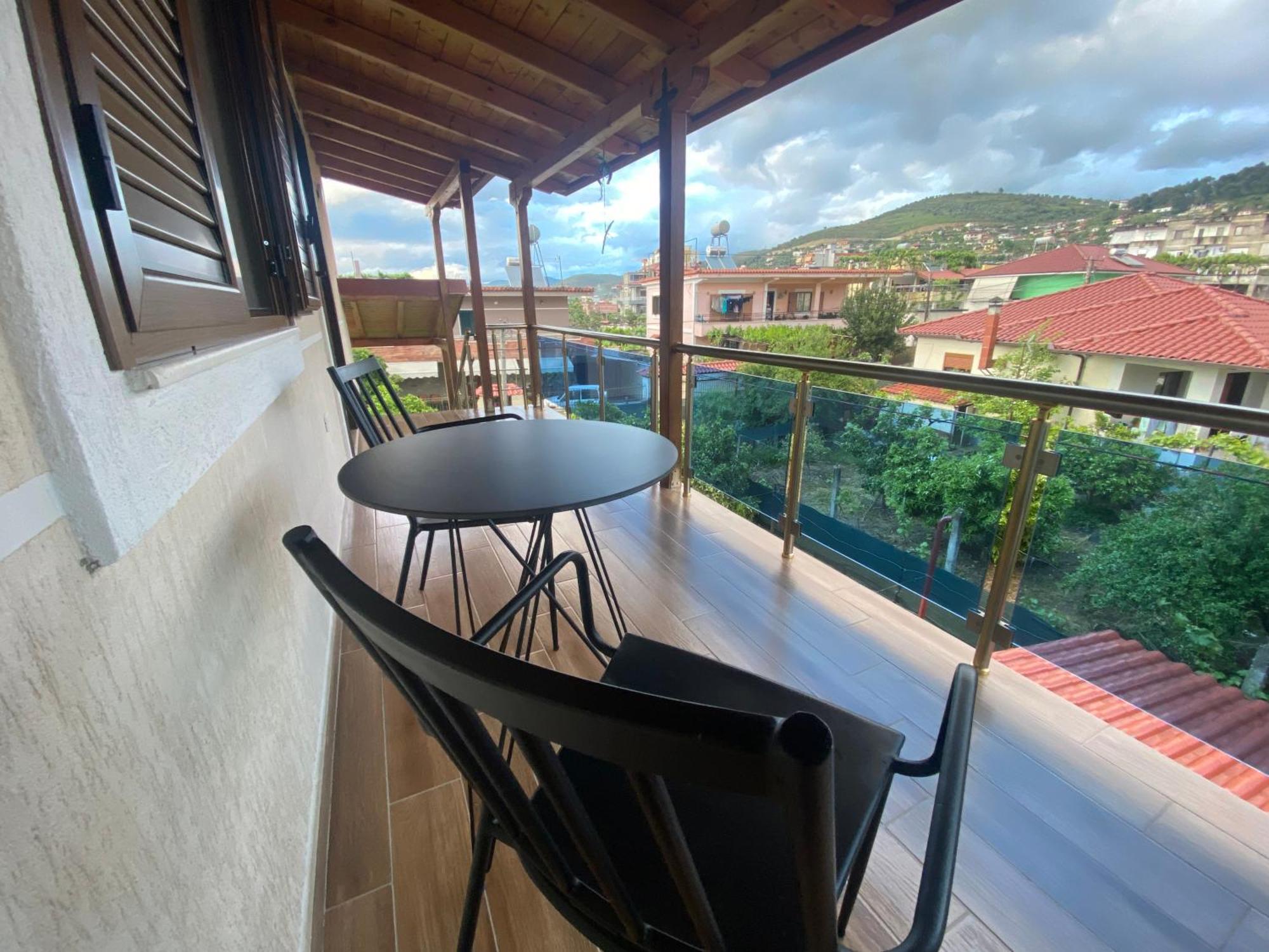Villa Berat Exterior foto