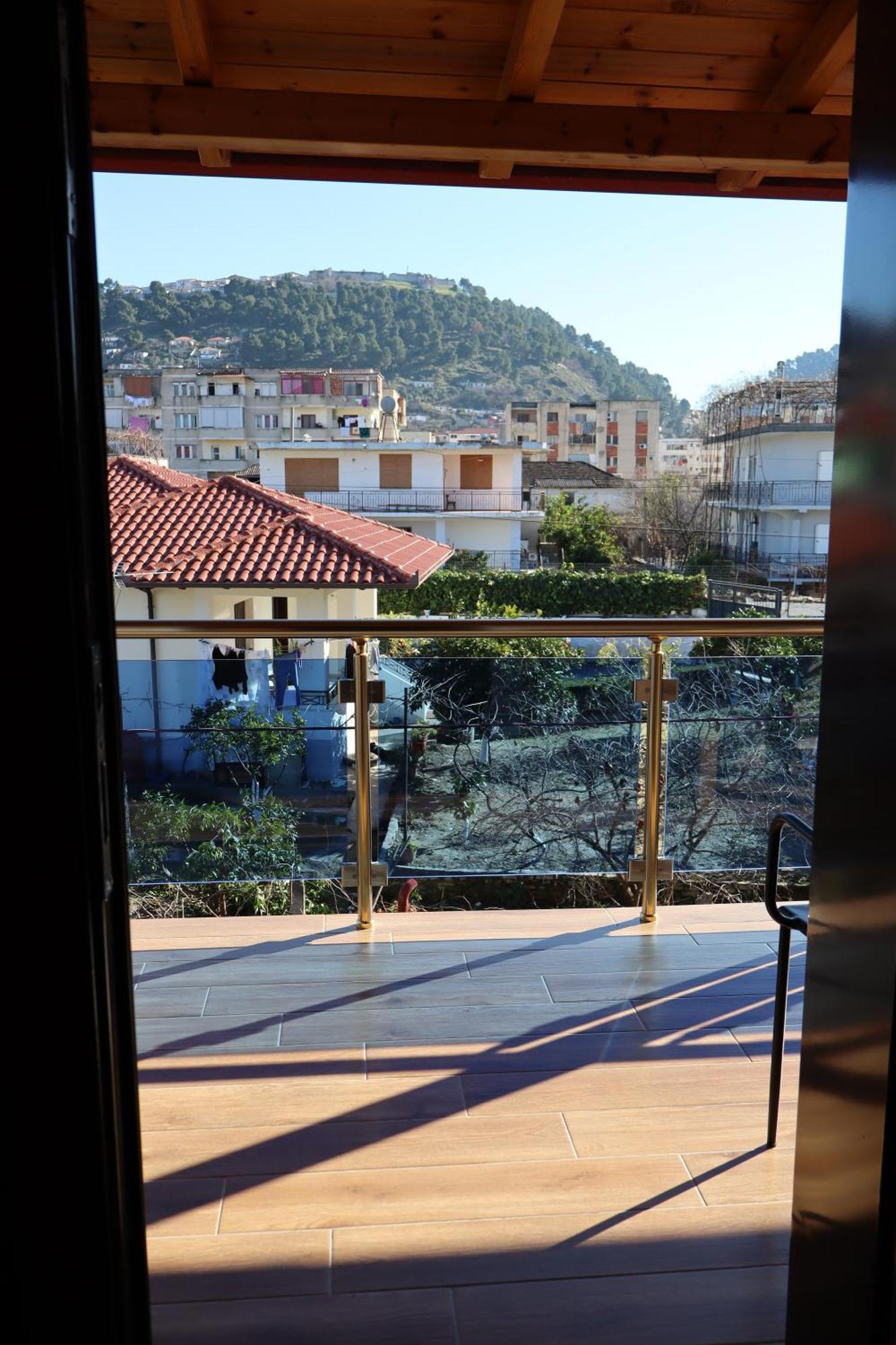 Villa Berat Exterior foto