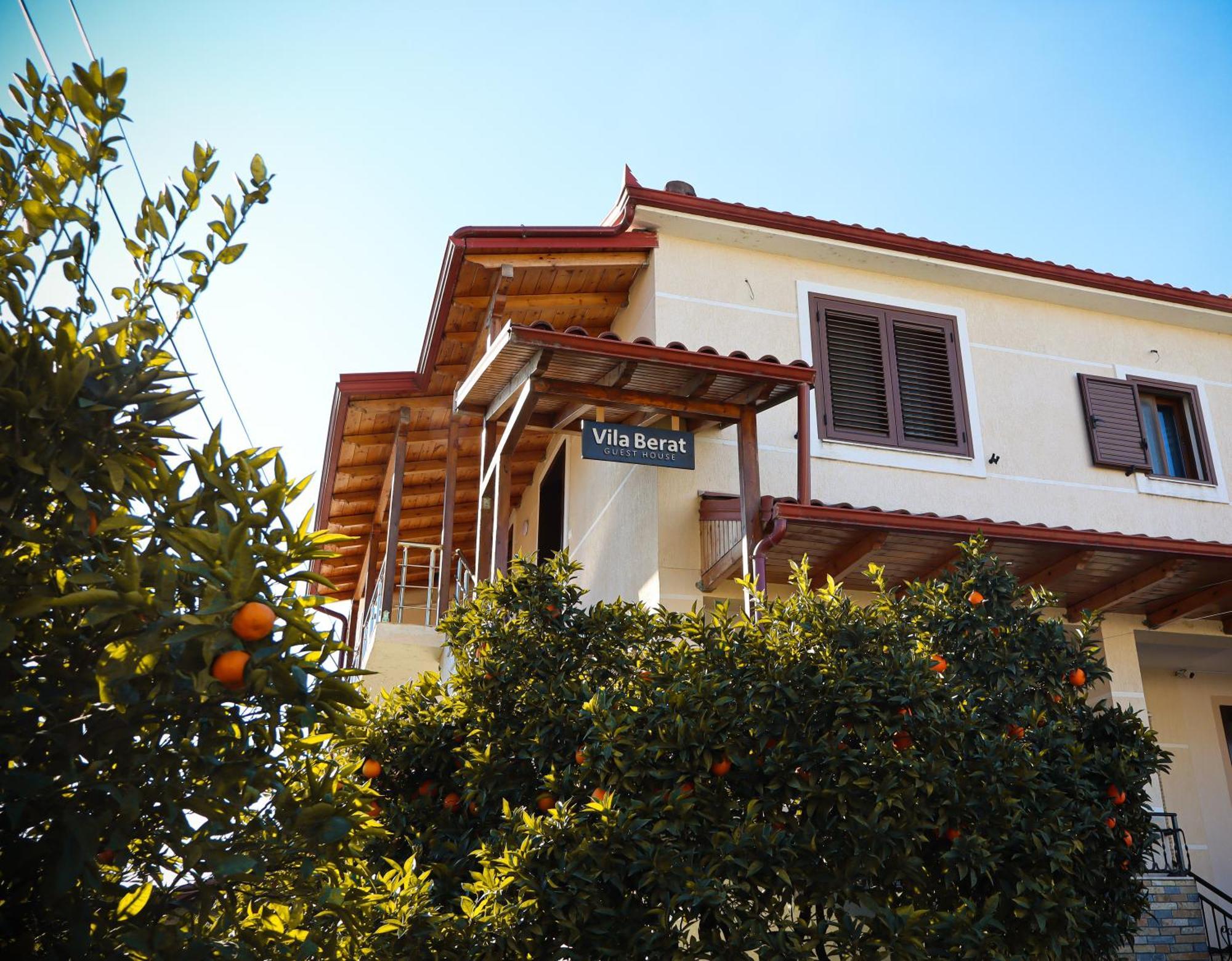 Villa Berat Exterior foto